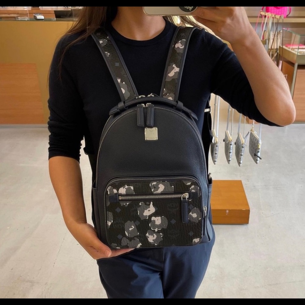 Authentic MCM BACKPACK - Picture 6 of 6